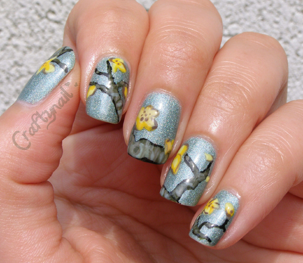 almond_blossoms_nails