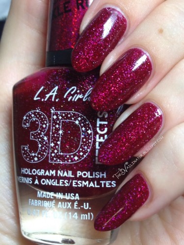 L.A. Girl Sparkle Ruby swatch in direct lighting